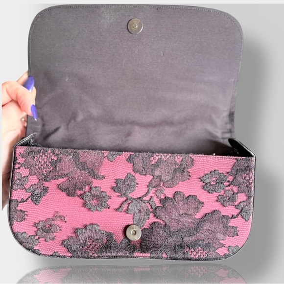 Kurt Geiger x Baldinini 🪢 1980’s VTG Pink and Black Floral Lace Clutch Bag - Picture 5 of 12